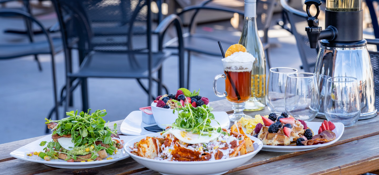 Lake Tahoe AleWorX Reno food on patio